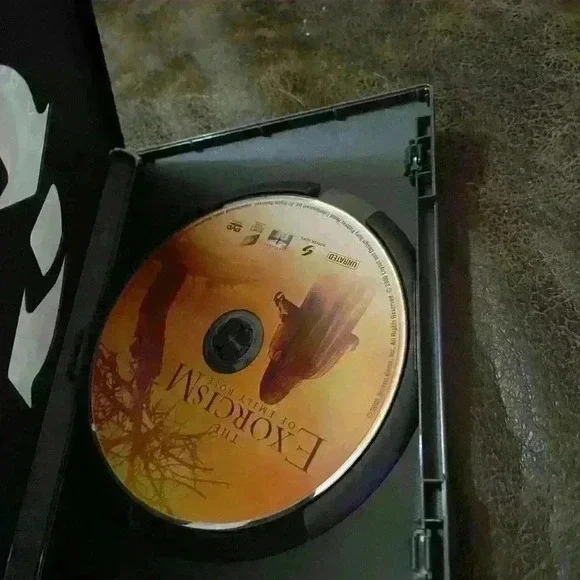 The exorcism of Emily rose dvd - Picture 3 of 3